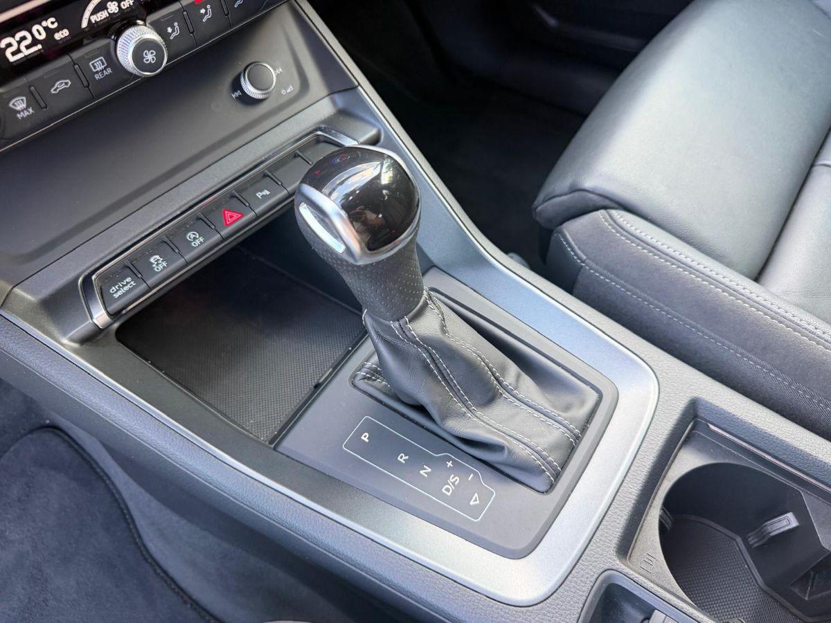 AUDI - Q3 - 35 TDI S tronic S line edition