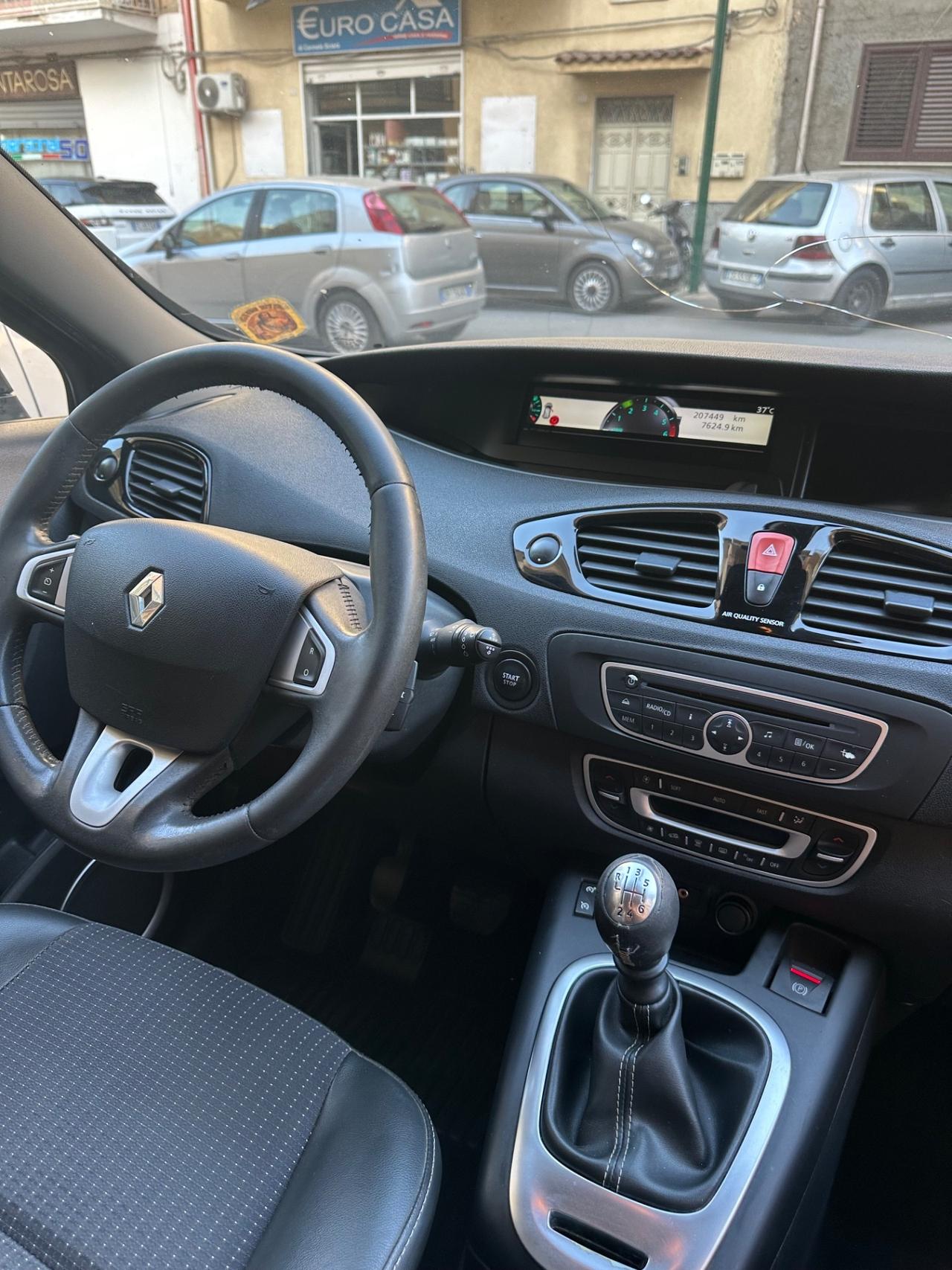 Renault Scenic Scénic 1.5 dCi 110CV EDC Dynamique