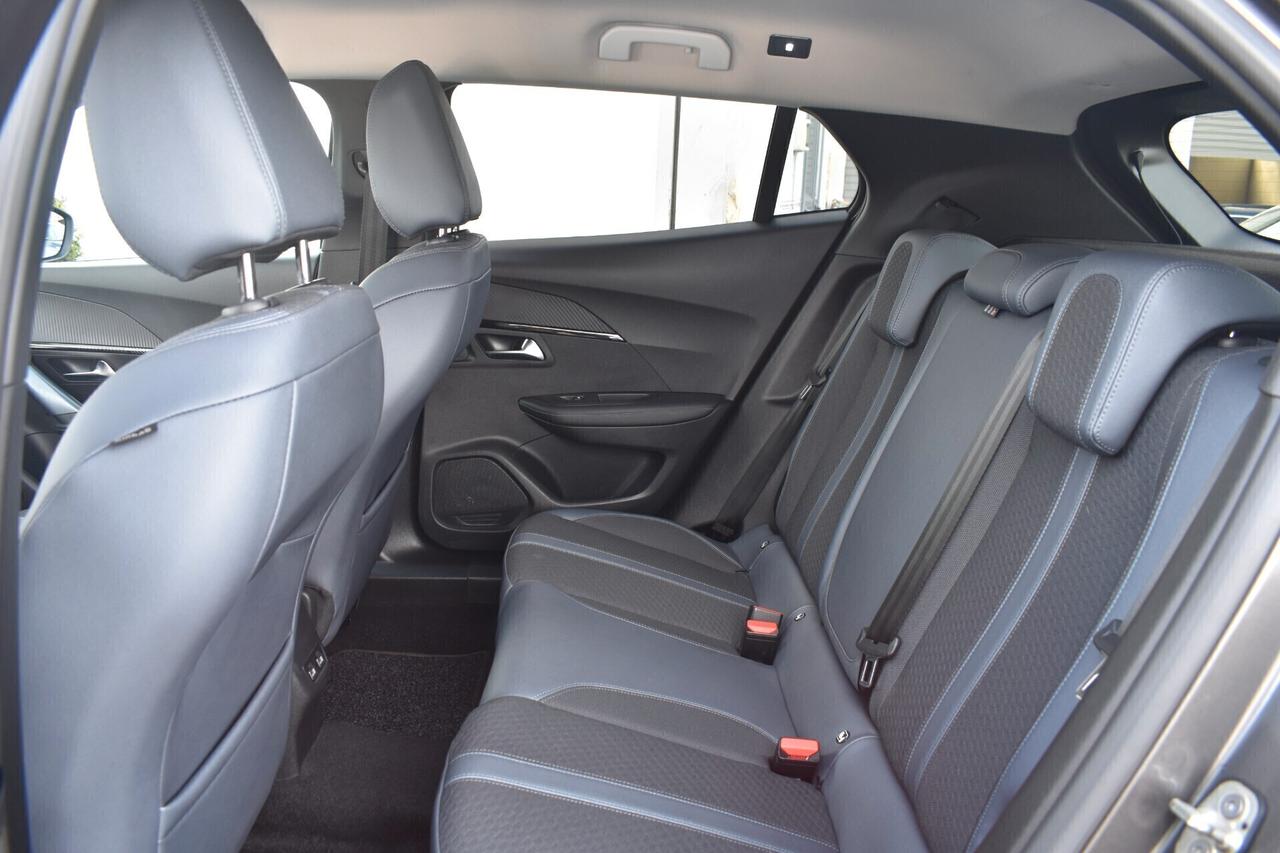 Peugeot 2008 BlueHDi EAT8 Allure PROMOFIN