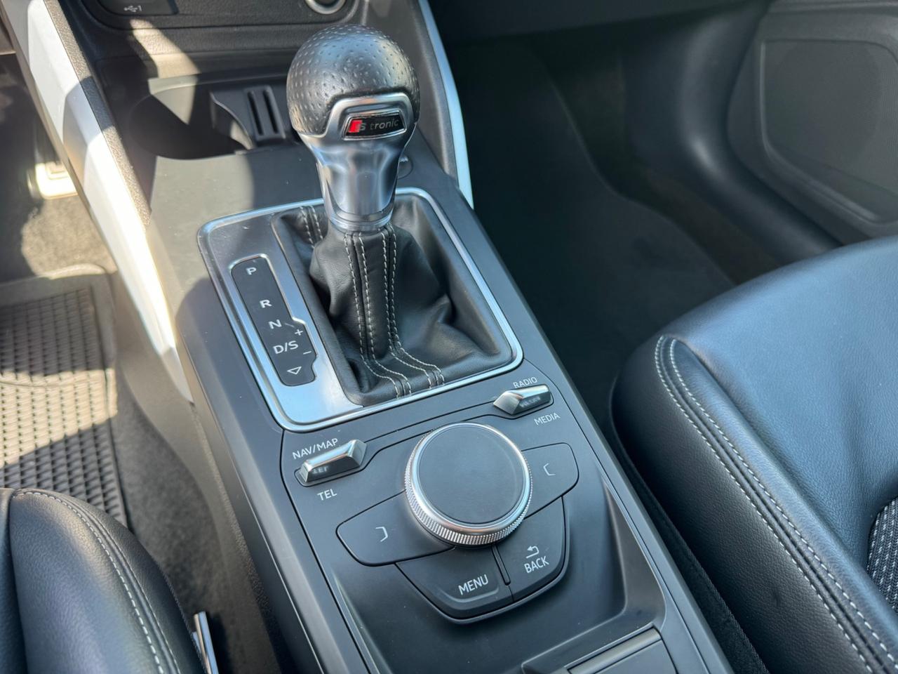 Audi Q2 30 TDI S tronic line