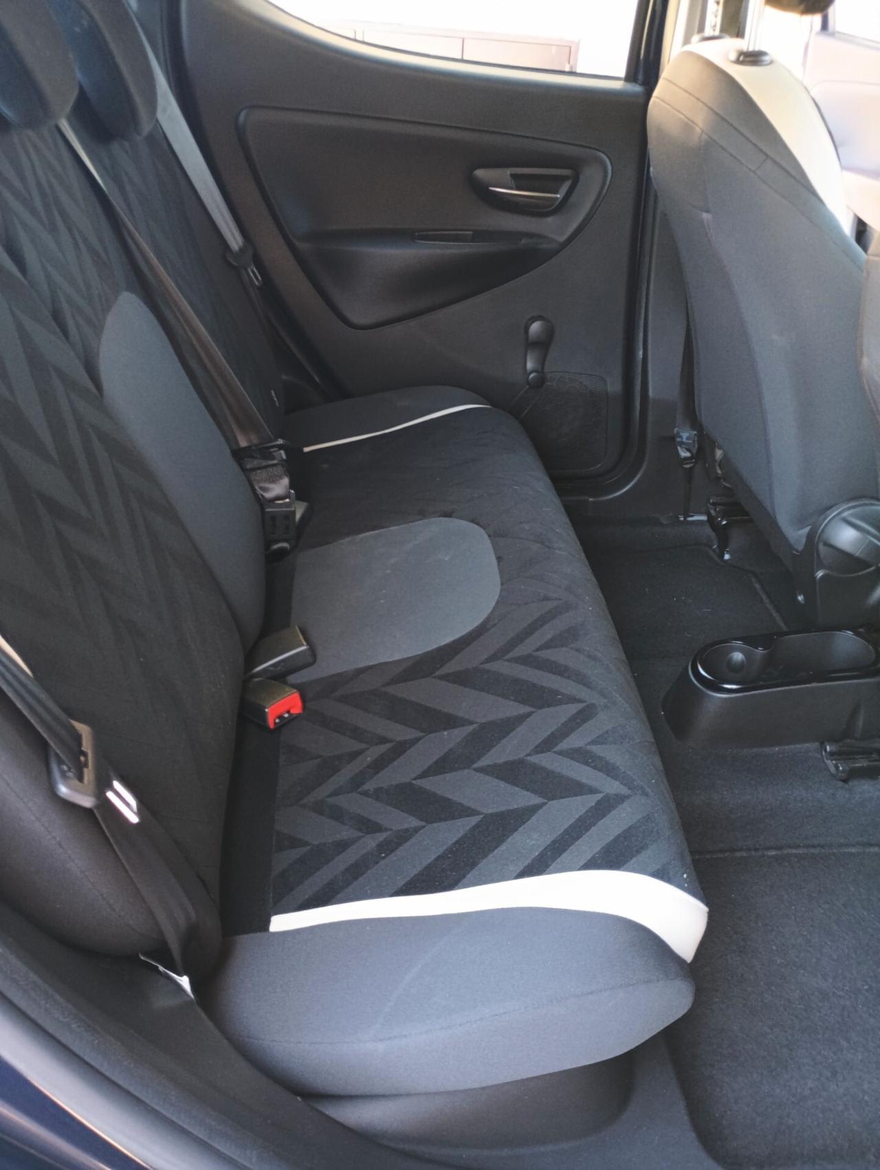 Lancia Ypsilon 1.2 69 CV 5 porte Gold km 47000