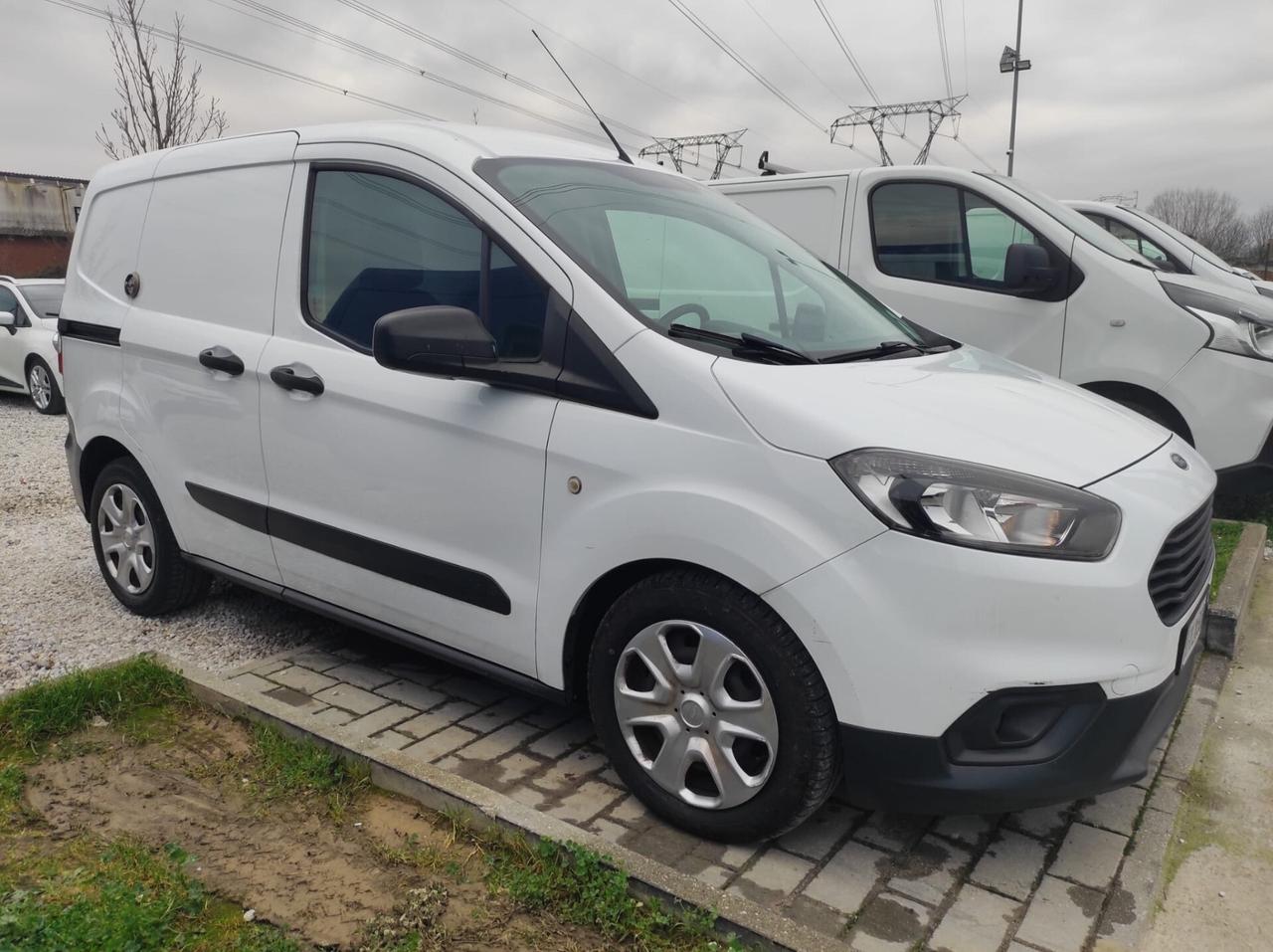 Ford Transit Courier 1.5 TDCi 75CV Van Iva Compresa