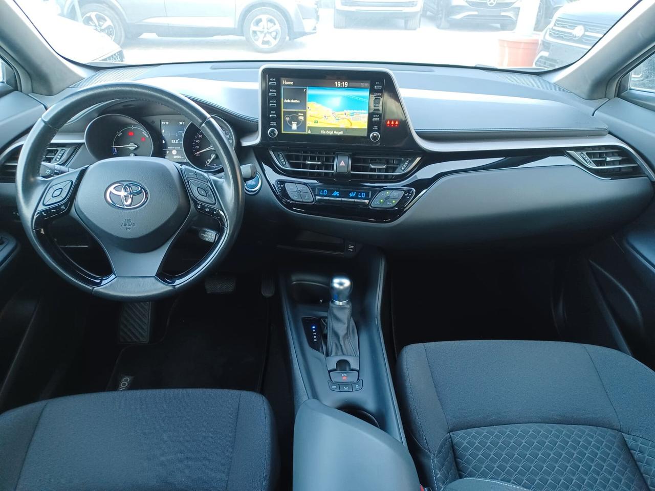 Toyota C-HR 1.8 Hybrid E-CVT Active