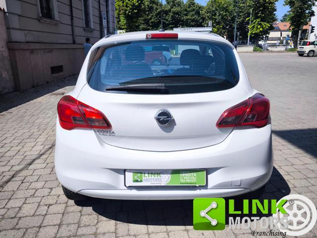 OPEL Corsa 1.2 Coupé b-Color