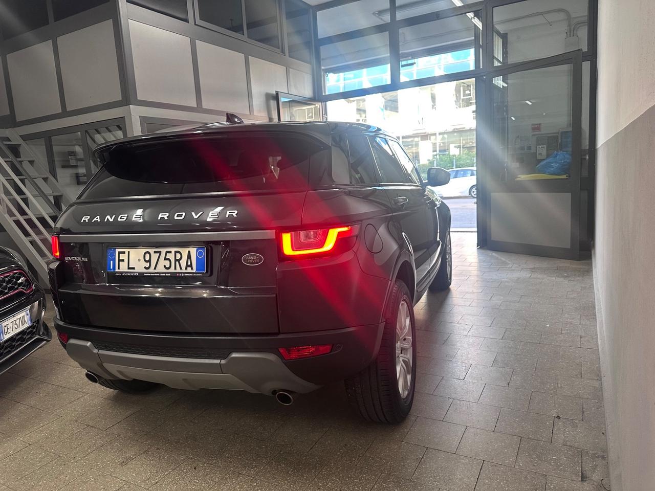 Land Rover Range Evoque 2.0 TD4 180 CV 5p. Autobiography