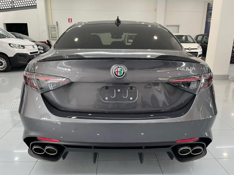 ALFA ROMEO Giulia 2.9 V6 Bi-Turbo AT8 Quadrifoglio