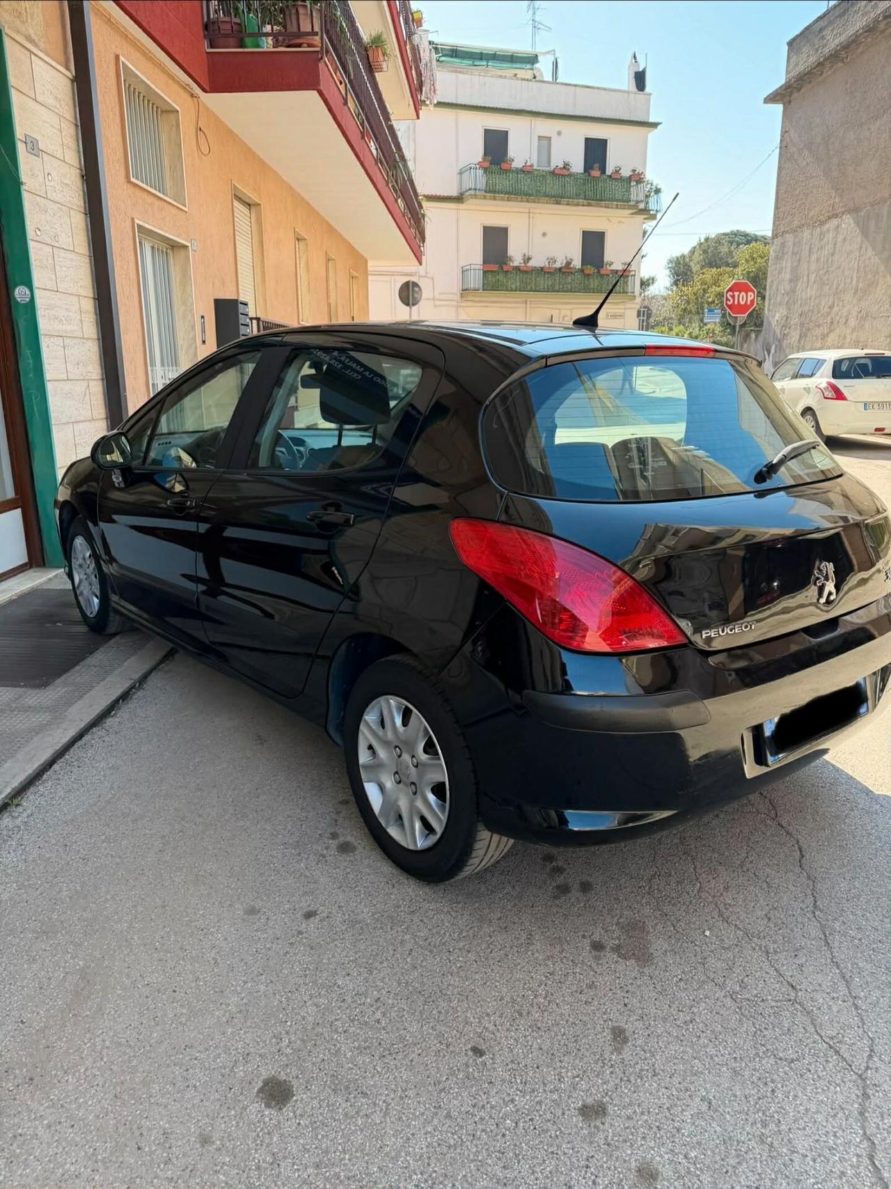 Peugeot 308 1.6 HDi 90CV 5p. Tecno