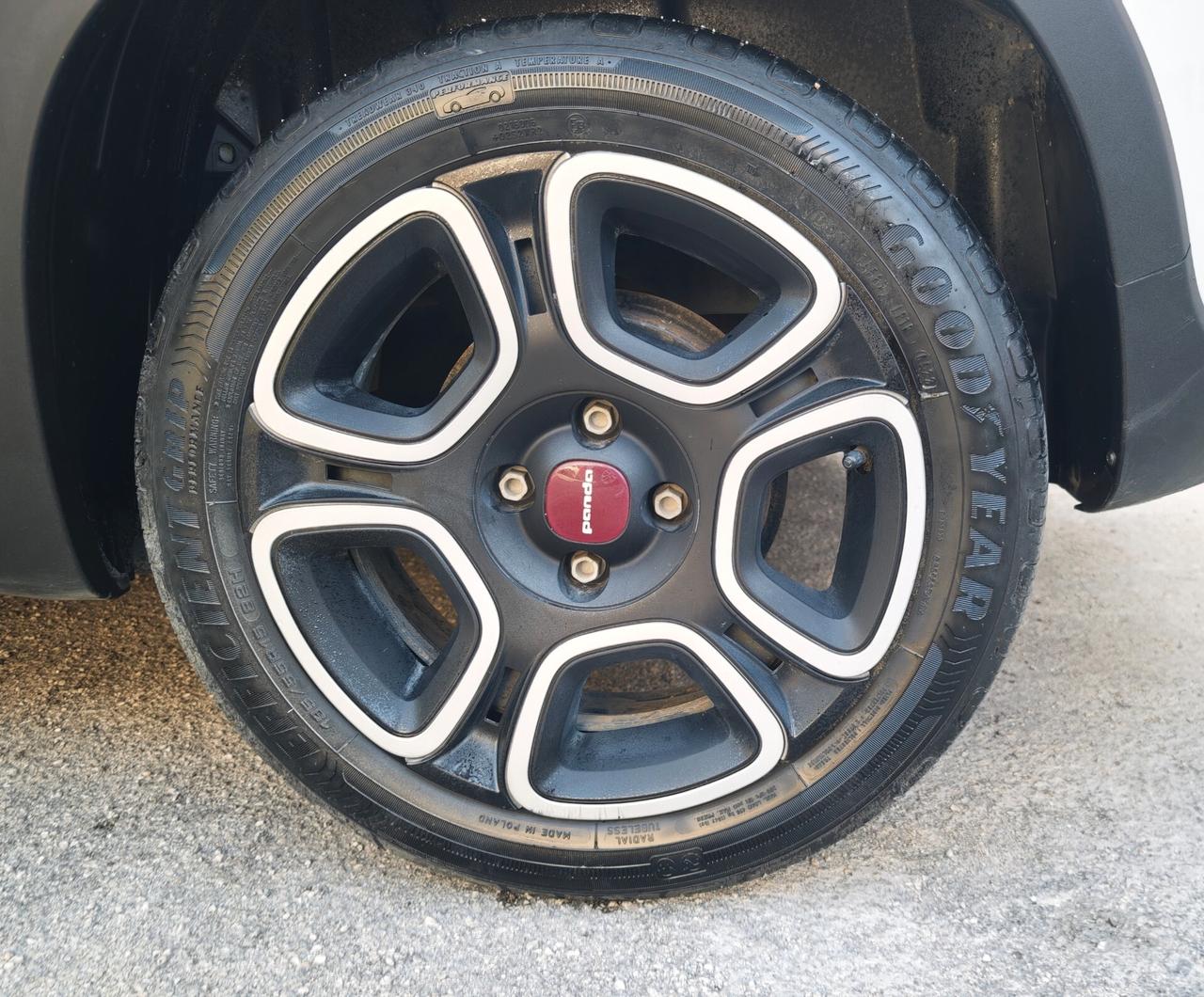 Fiat Panda 1.0 FireFly S&S Hybrid City Cross