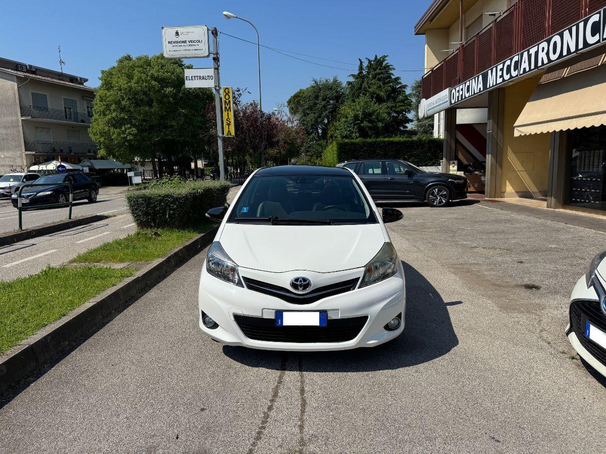 TOYOTA - Yaris - 1.3 3 porte Lounge TAGLIANDI CERTIFICATI