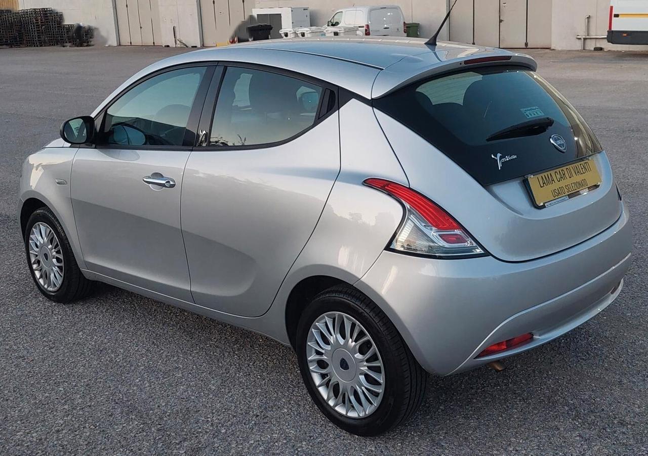 LANCIA YPSILON 1.2-UNICO PROPRIETARIO-NEOPATENTATI