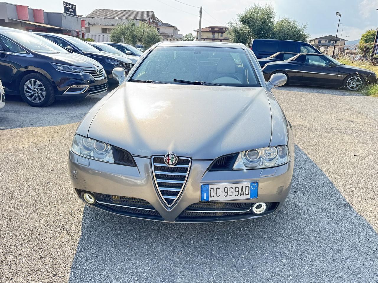 ALFA 166 2 serie 2.4 JTD m-JET 20V distinct