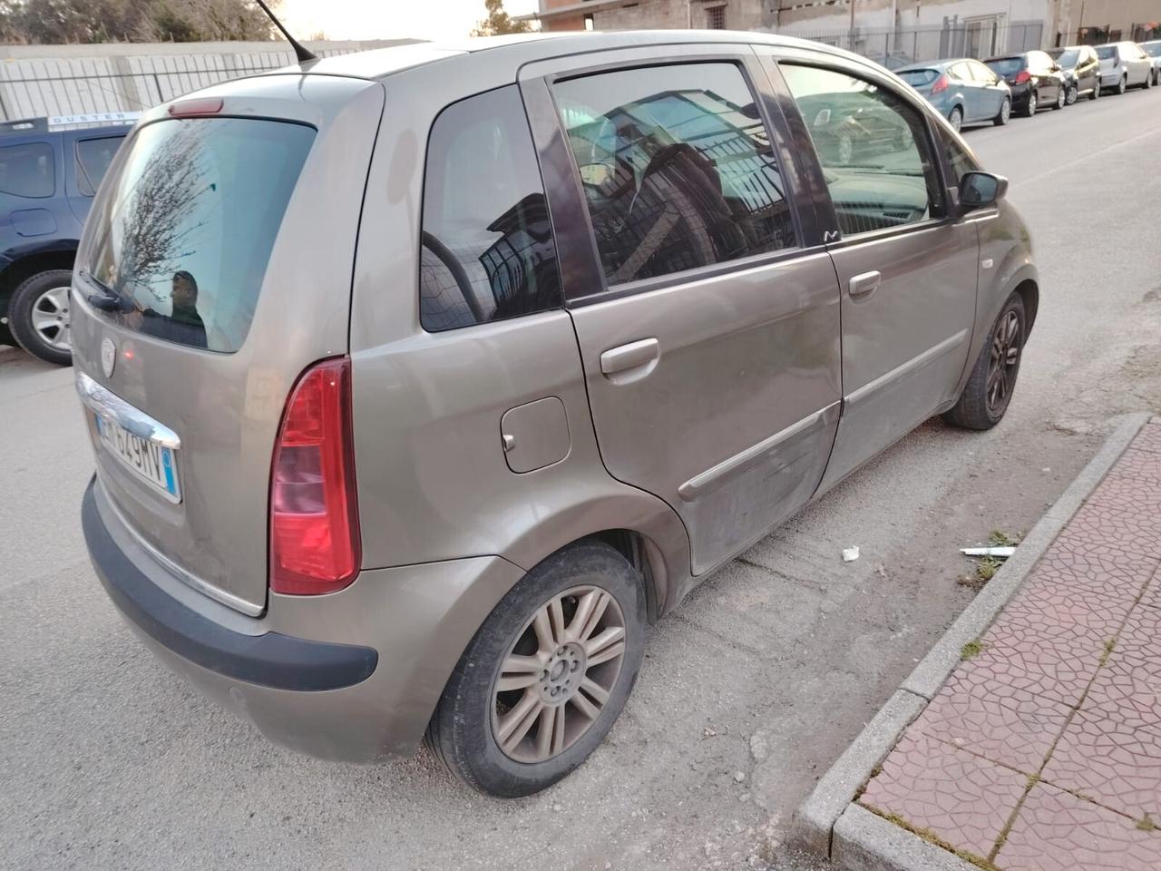 Lancia MUSA 1.4 16V Oro 100