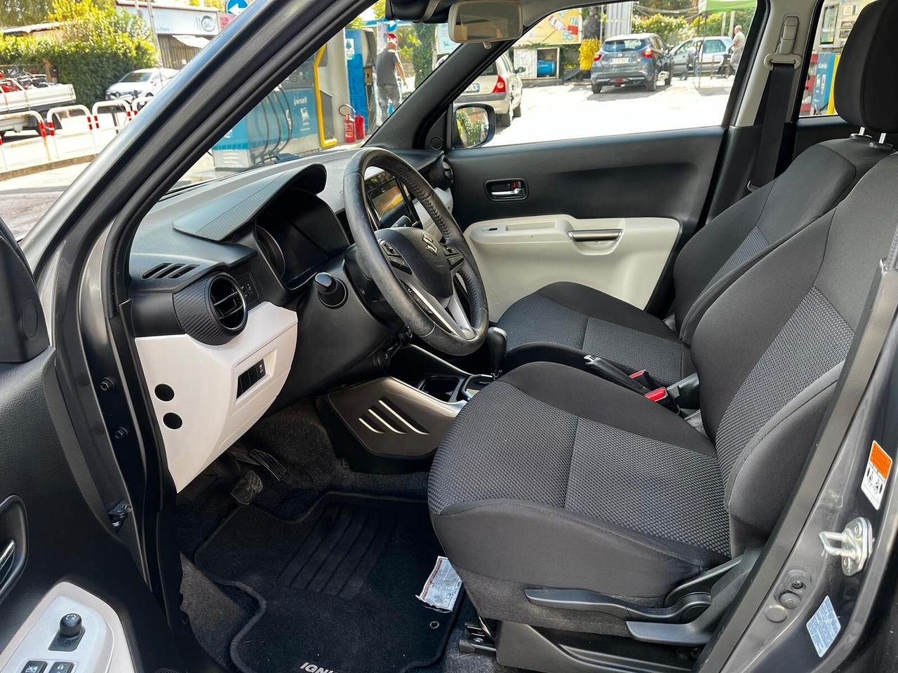 Suzuki Ignis 1.2 Dualjet Top