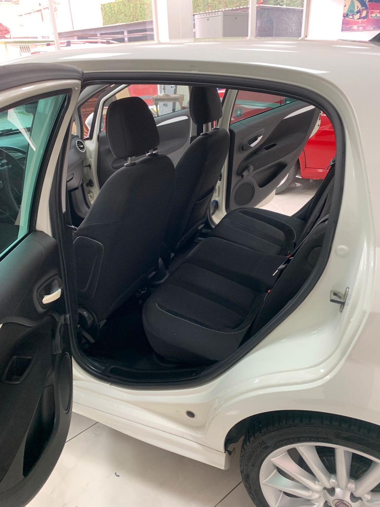 Fiat Punto Evo 1.3 Mjt 95 CV DPF 5 porte S&S Dualogic Emotion