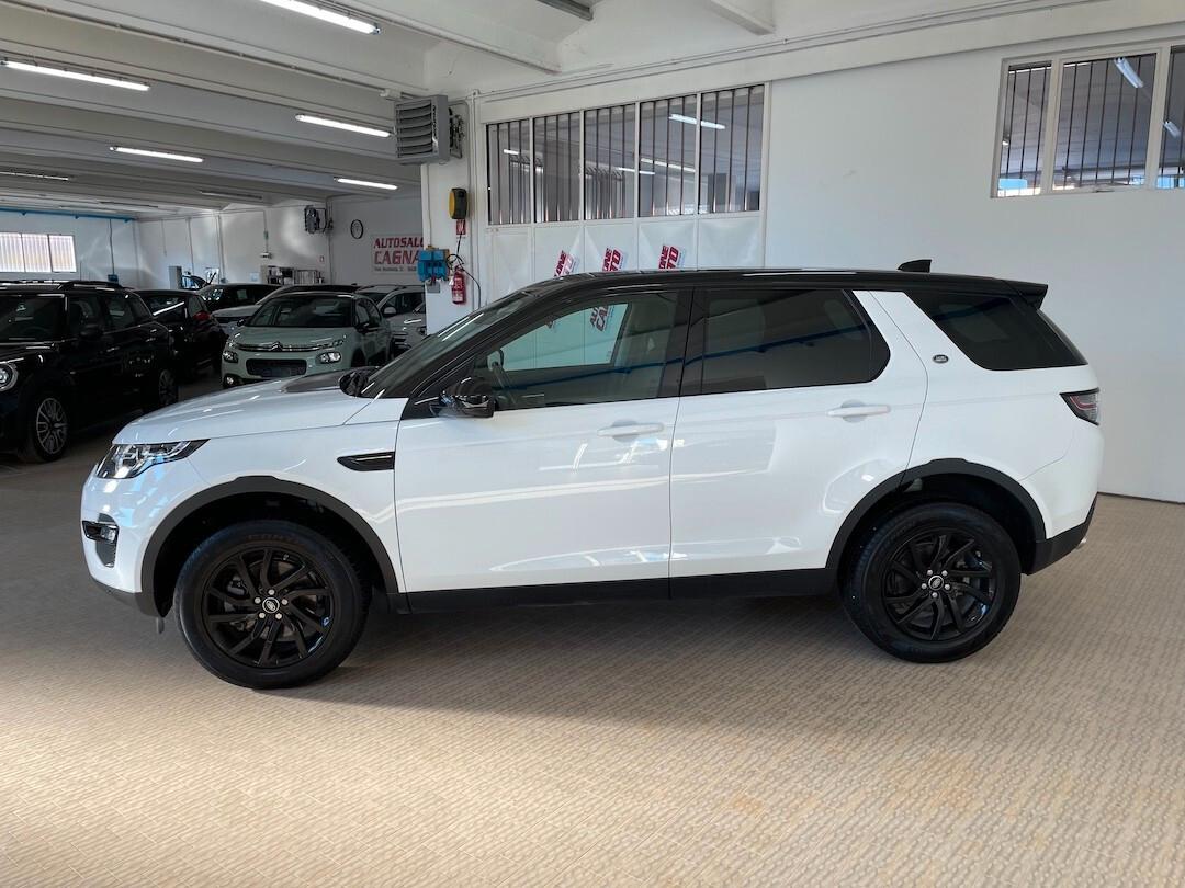 Land Rover Discovery Sport 2.0 TD4 150 CV Black Pack