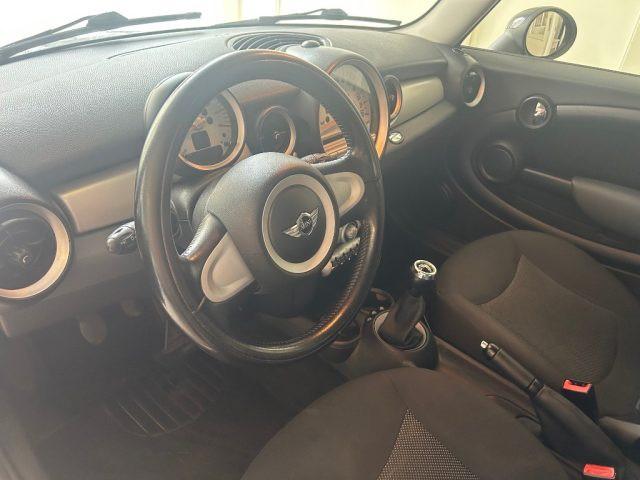 MINI One 1.4 16V One (55kW)
