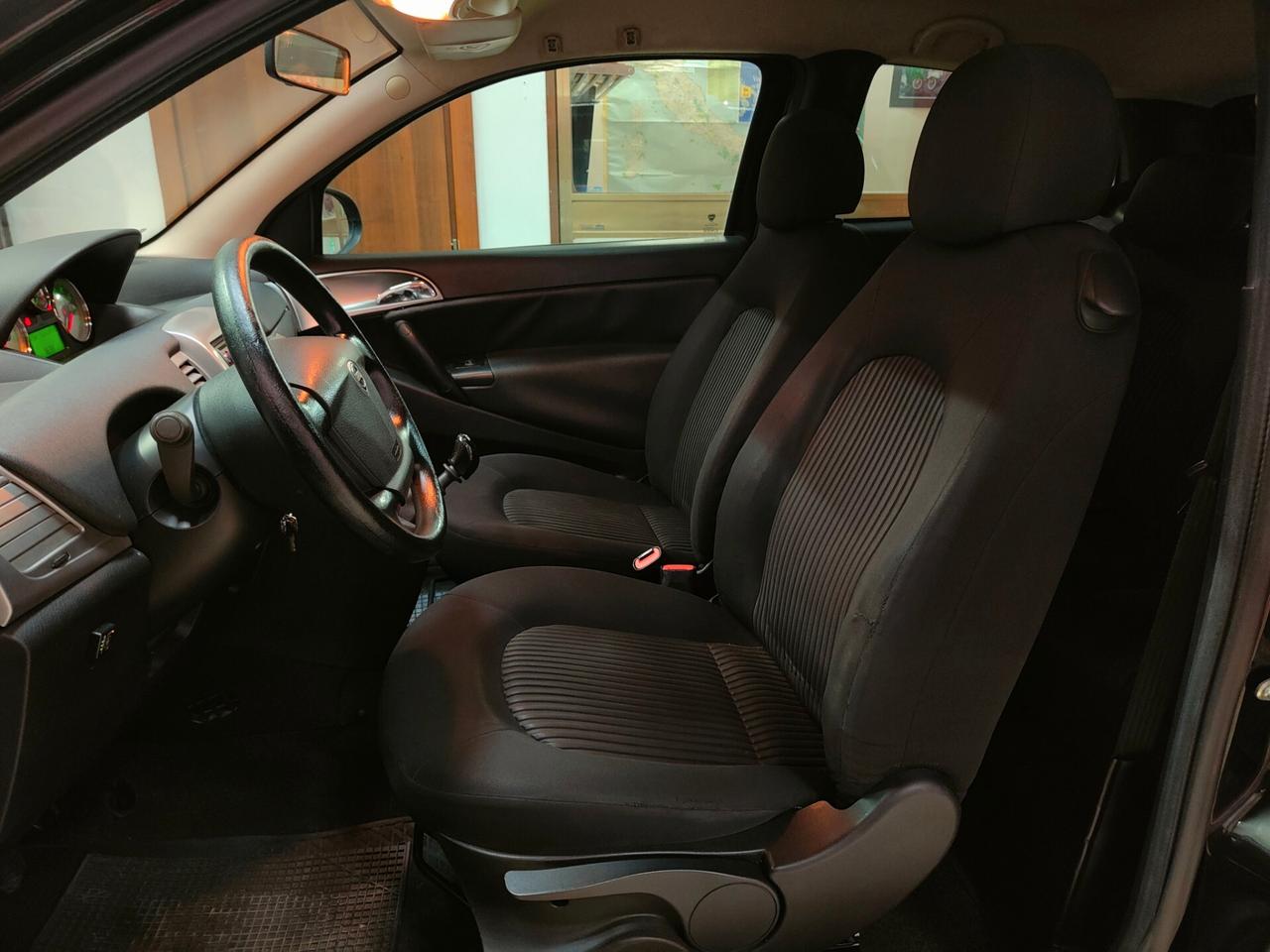 Lancia Ypsilon 1.4 Oro Ecochic GPL