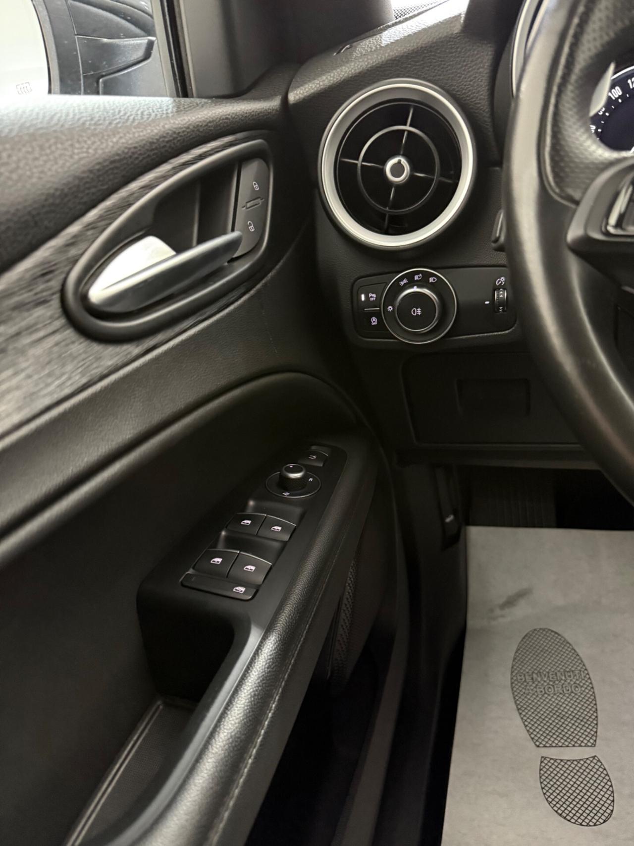 ALFA ROMEO STELVIO Q4 210CV ALLESTIMENTO SPRINT