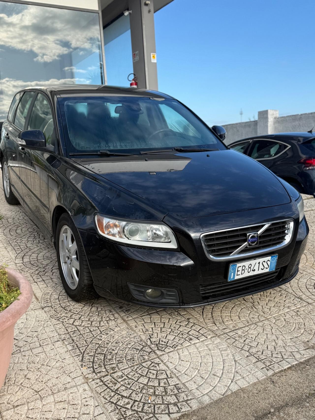 Volvo V50 2.0 D Powershift R-Design