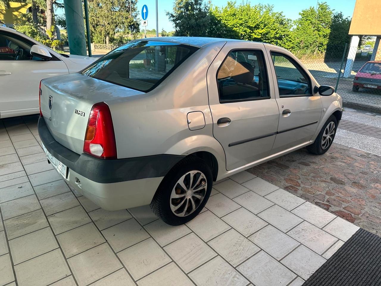 Dacia Logan 1.4 MPI (12 RATE)
