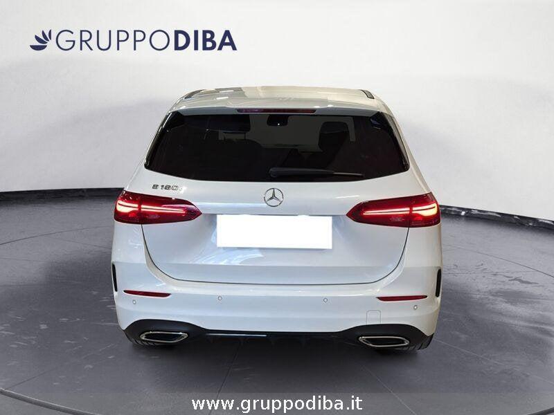 Mercedes-Benz Classe B - W247 2023 B 180 d AMG Line Premium auto