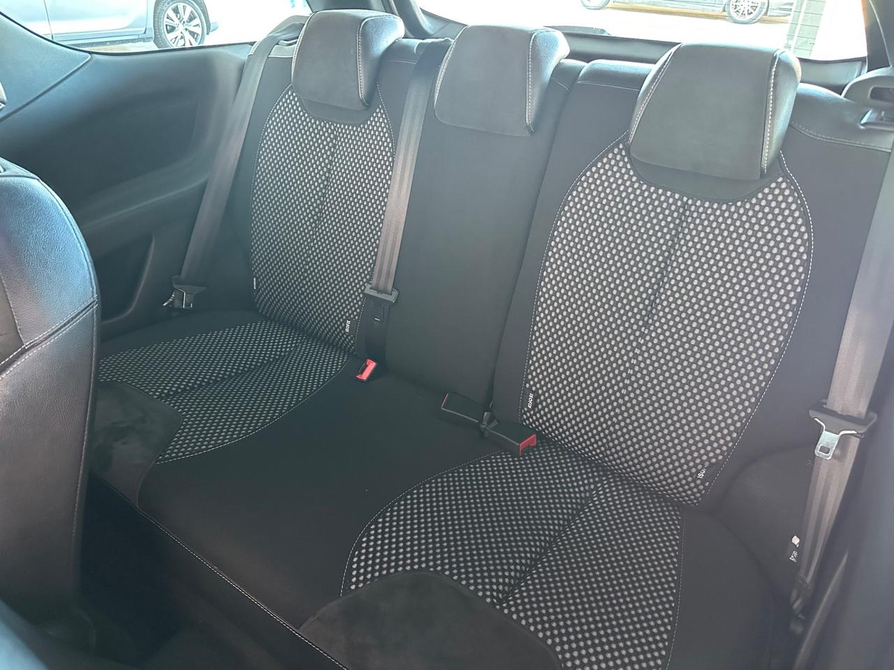 Citroen DS3 1.6 HDi Just Black 2011 x NEOPATENTATI