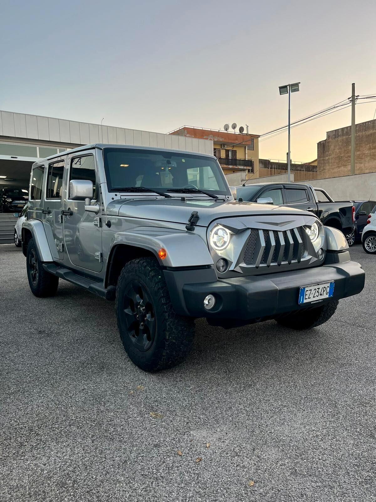 Jeep Wrangler Unlimited 2.8 CRD DPF Sahara Auto