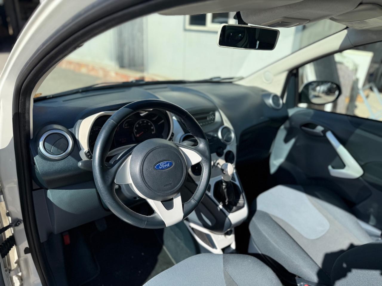 Ford Ka Ka+ 1.2 8V 69CV Titanium KM CERTIF