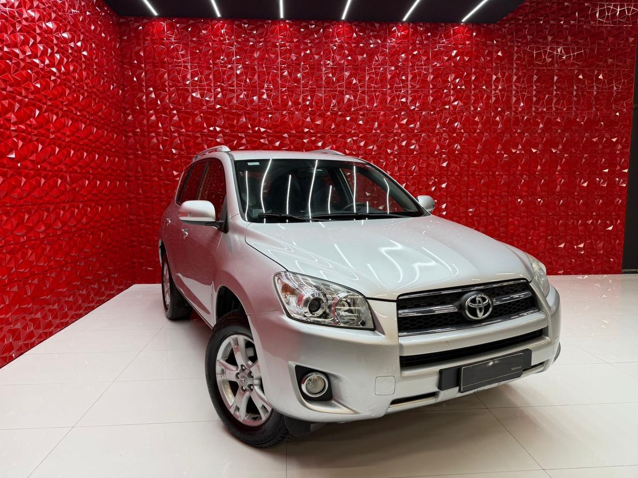 Toyota RAV4 2.2 D-4D 150 CV DPF Luxury
