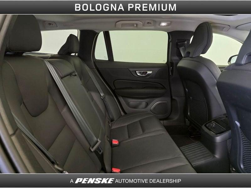 Volvo V60 V60 T6 Plug-in Hybrid AWD automatico Plus Dark