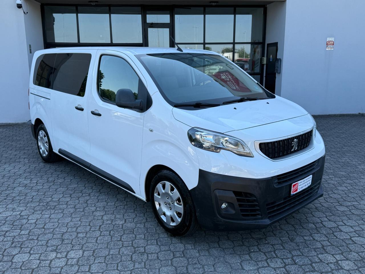 Peugeot Traveller BlueHDi 120 S&S Long|9 POSTI