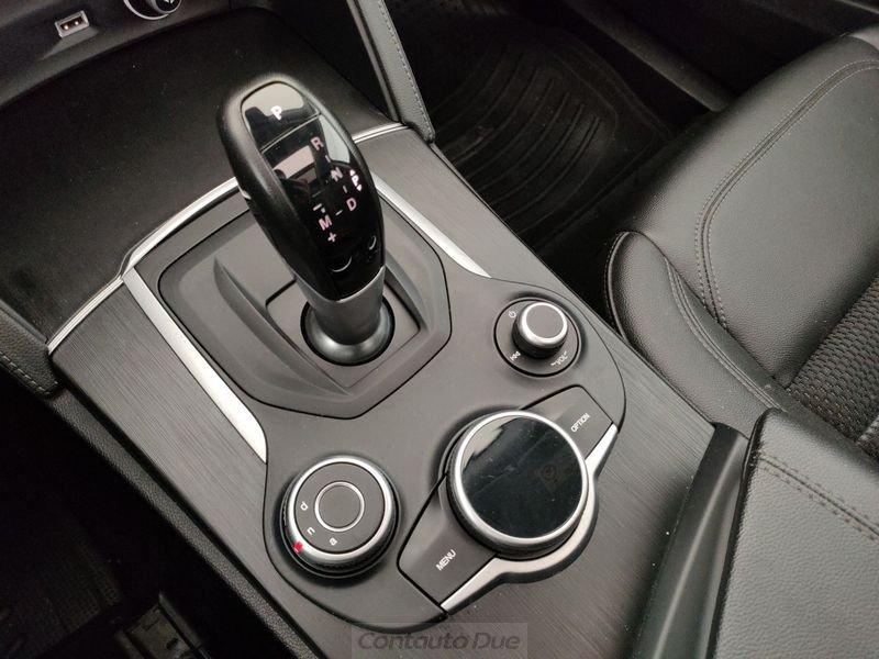 Alfa Romeo Stelvio 2.2 Turbodiesel 210 CV AT8 Q4 Super