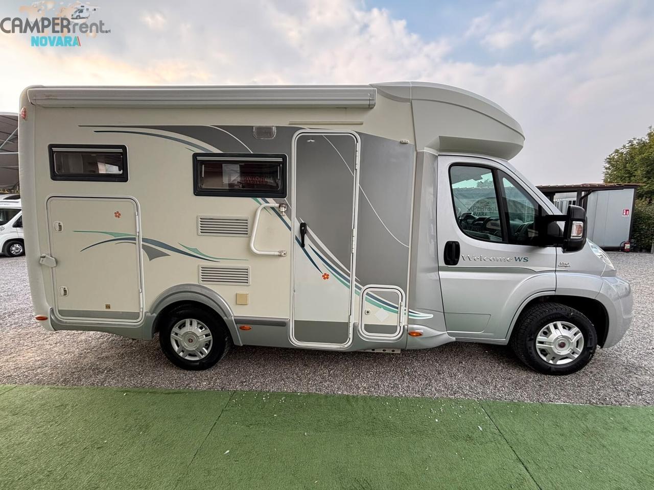 CHAUSSON WELCOME WS - Semintegrale compatto con letto matrimoniale in coda ed ampio garage