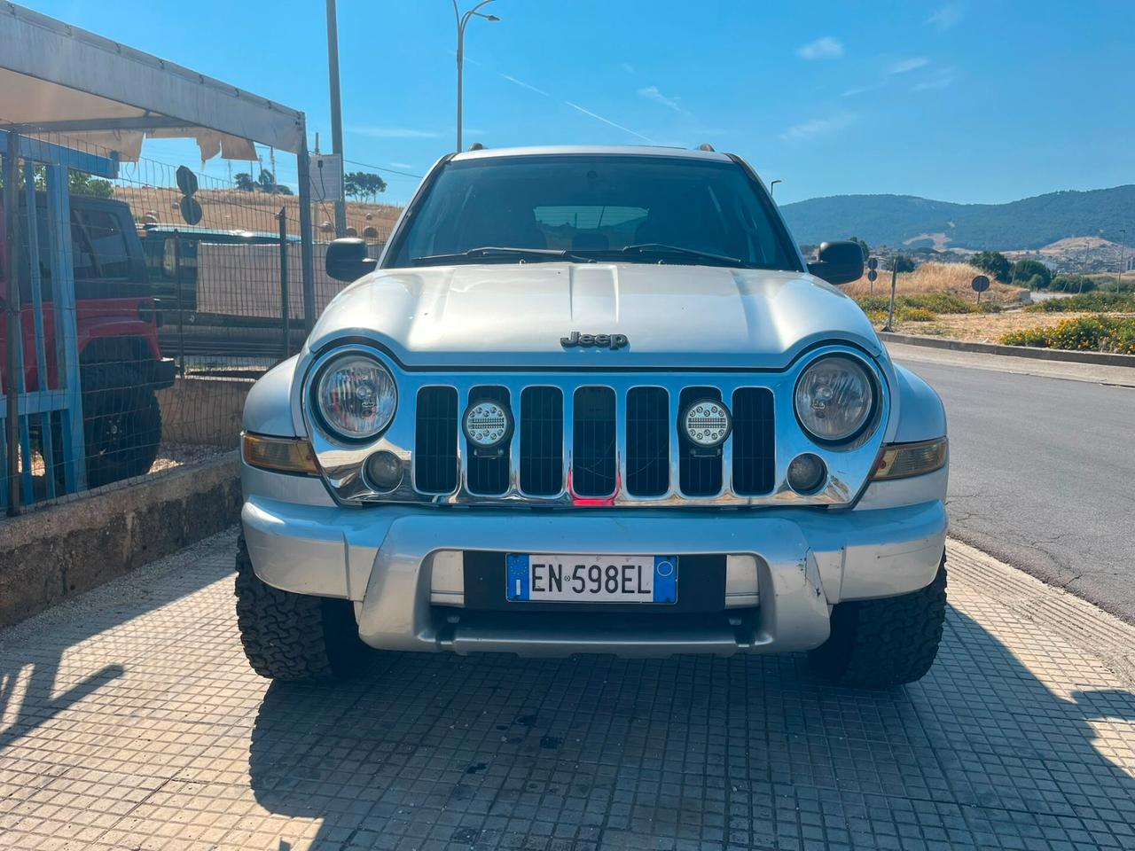Jeep Cherokee 2.8 CRD