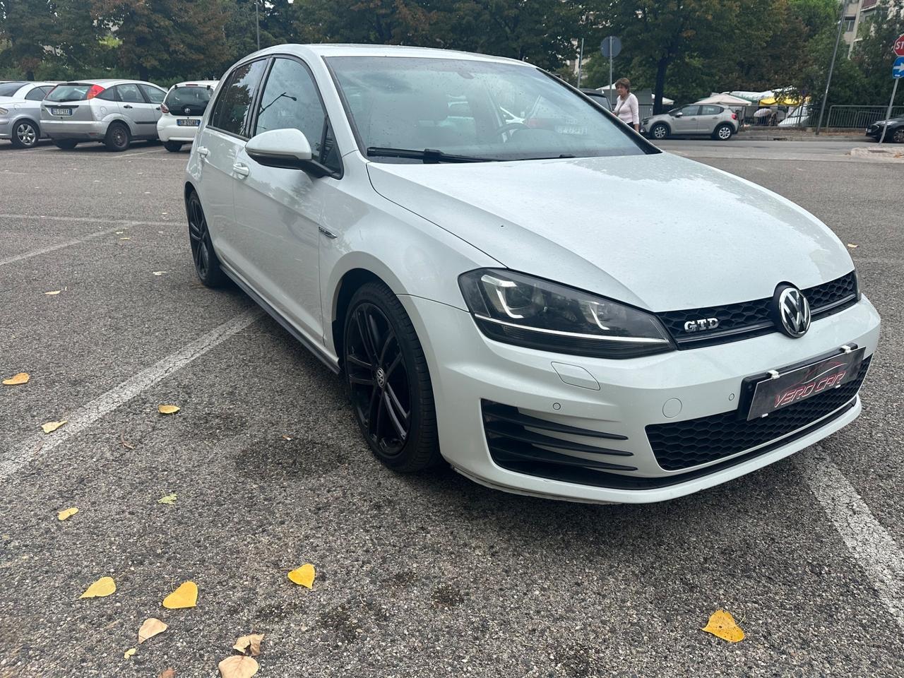 Volkswagen Golf 2.0 TDI DSG 3p. Highline BlueMotion Technology