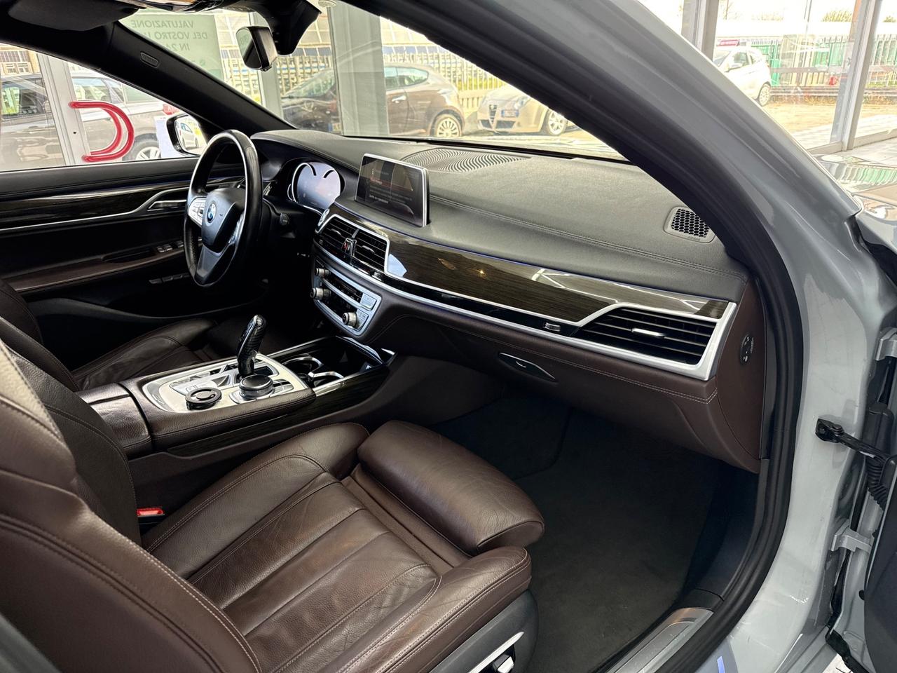 Bmw 740 740E LUXURY 326 CV FULL OPTIONAL