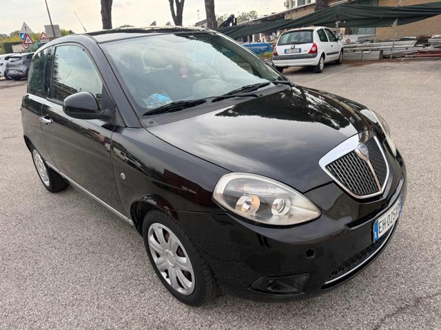 LANCIA Ypsilon 1.2 69 CV Platinum senza nessun lavoro da fare