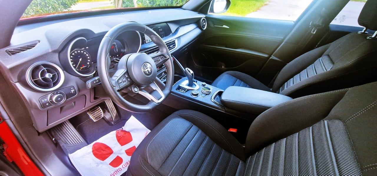 Alfa Romeo Stelvio 2.2 Turbodiesel 160 CV AT8 RWD Super