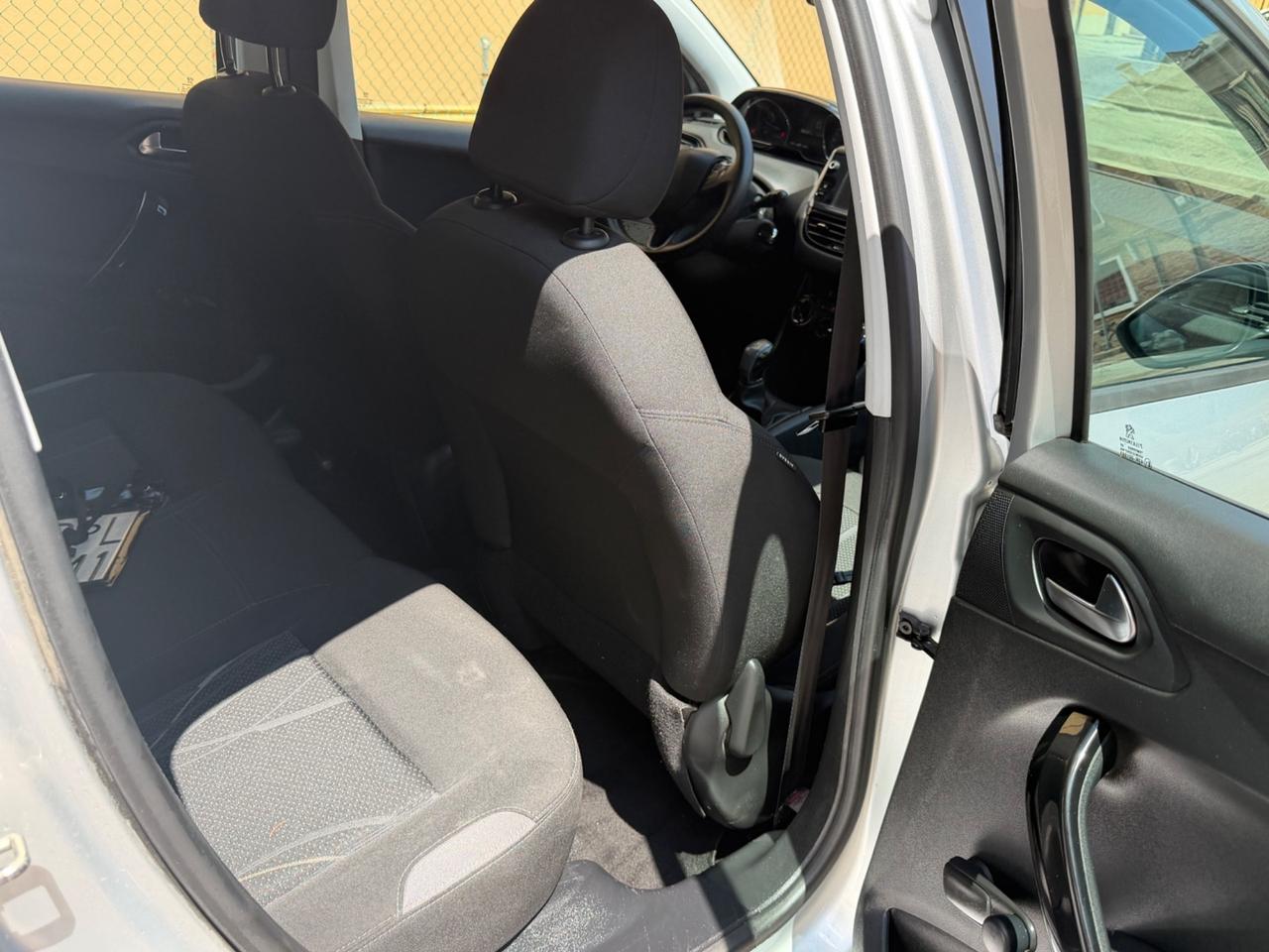 Peugeot 208 1.2 VTi 82 CV 5 porte Access
