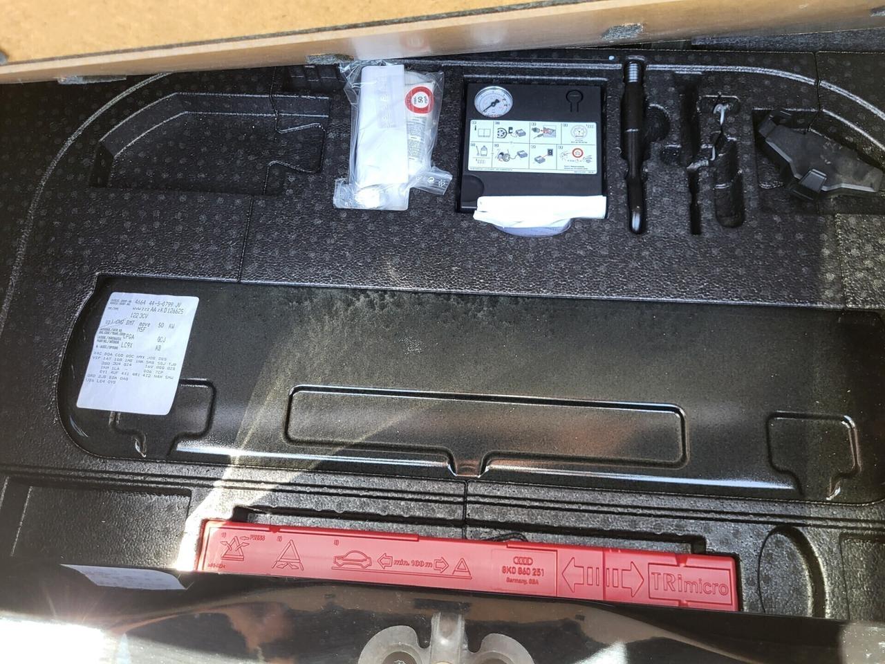 VOLKSWAGEN UP! ECO-FRENATA CITY-BOLLO 35 EURO-2 REVISIONI