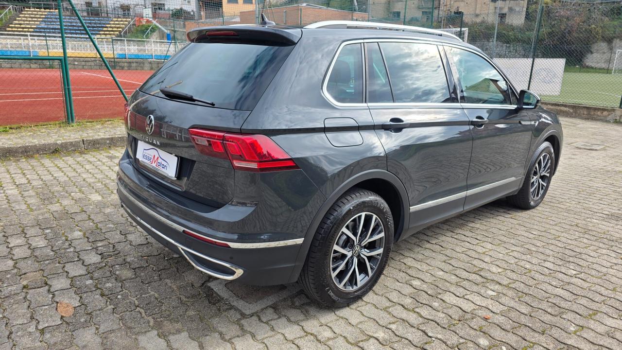 Volkswagen Tiguan 2.0 TDI 150 CV SCR DSG Elegance