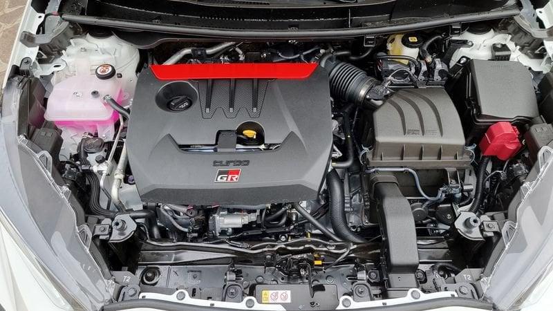 Toyota Yaris 1.6 Turbo GR Circuit High Performance Packet BELLISSIMA