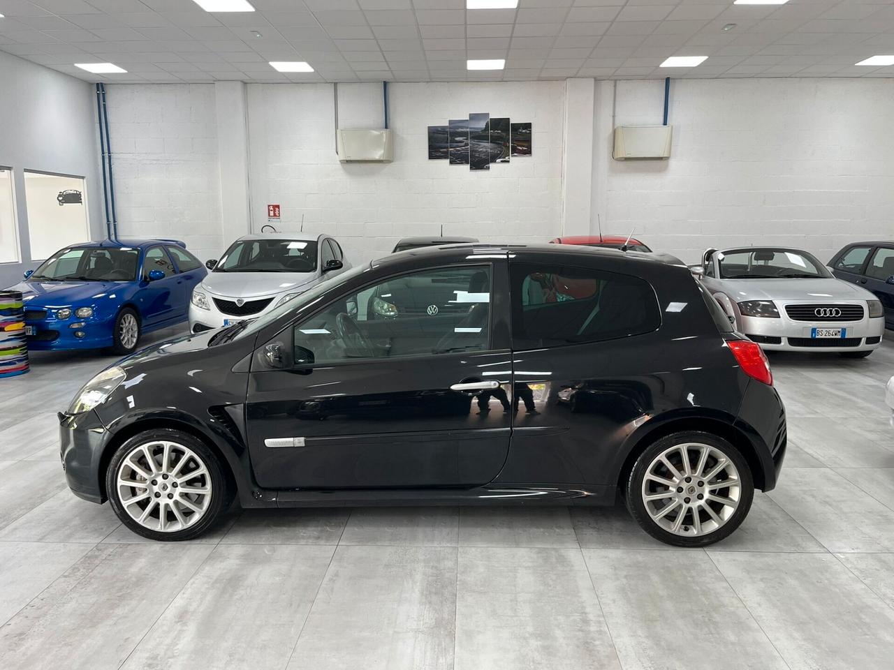 Renault Clio 3p 2.0 16v RS 200cv