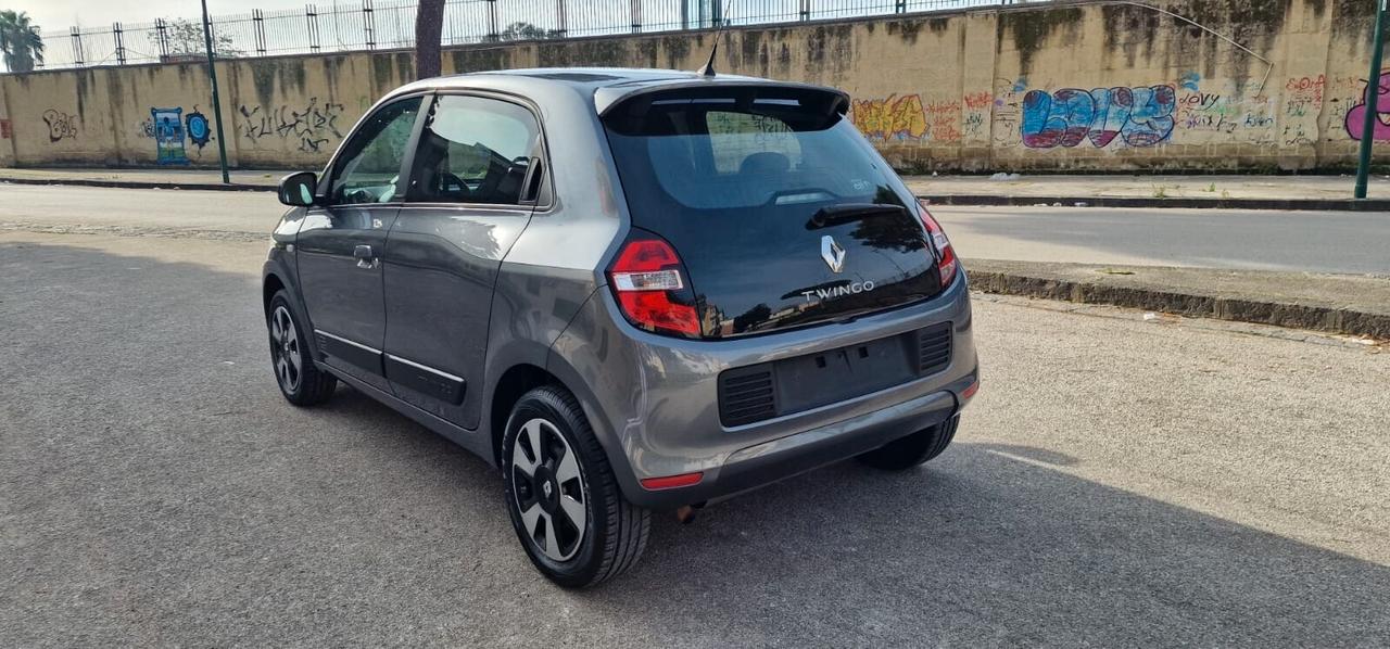 Renault Twingo 1.0 70CV LIMITED SOLI 52.000km