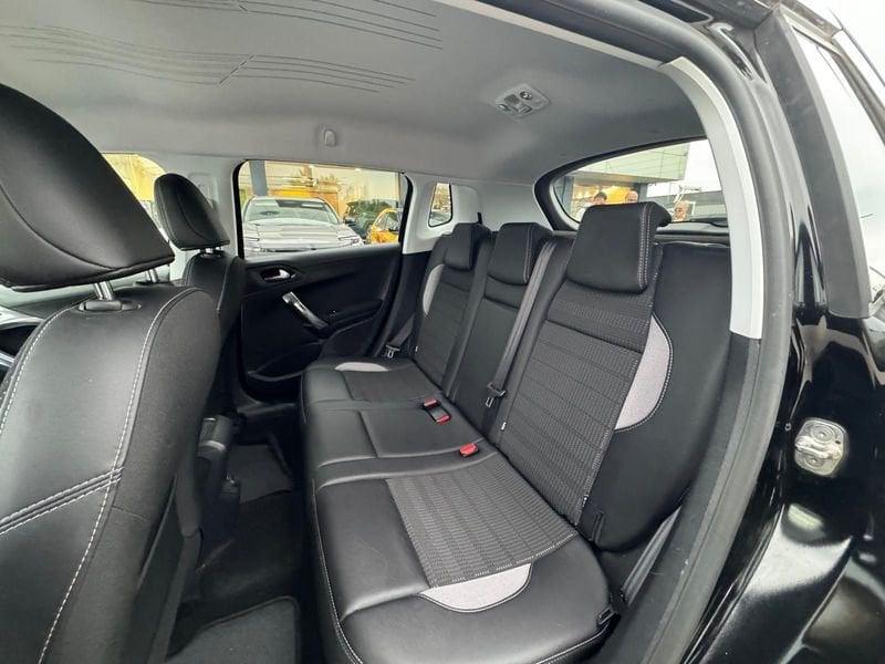 Peugeot 2008 2008 1.6 bluehdi Allure 100cv my16