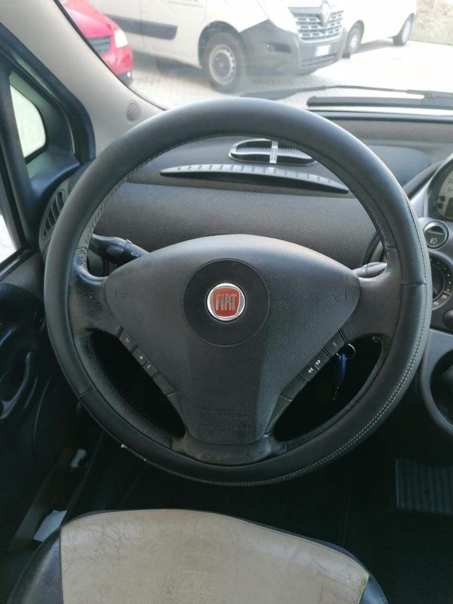 FIAT - Multipla - 1.9 MJT Emotion
