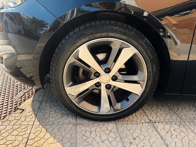 Peugeot 308 BlueHDi 120 S&S EAT6 SW Allure Unico Propr.!