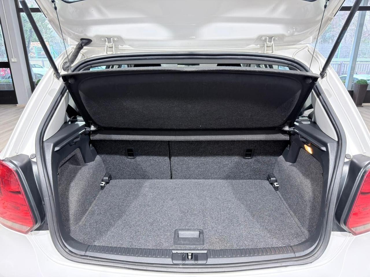 VOLKSWAGEN POLO 1.2TDI 75cv 5P 2014