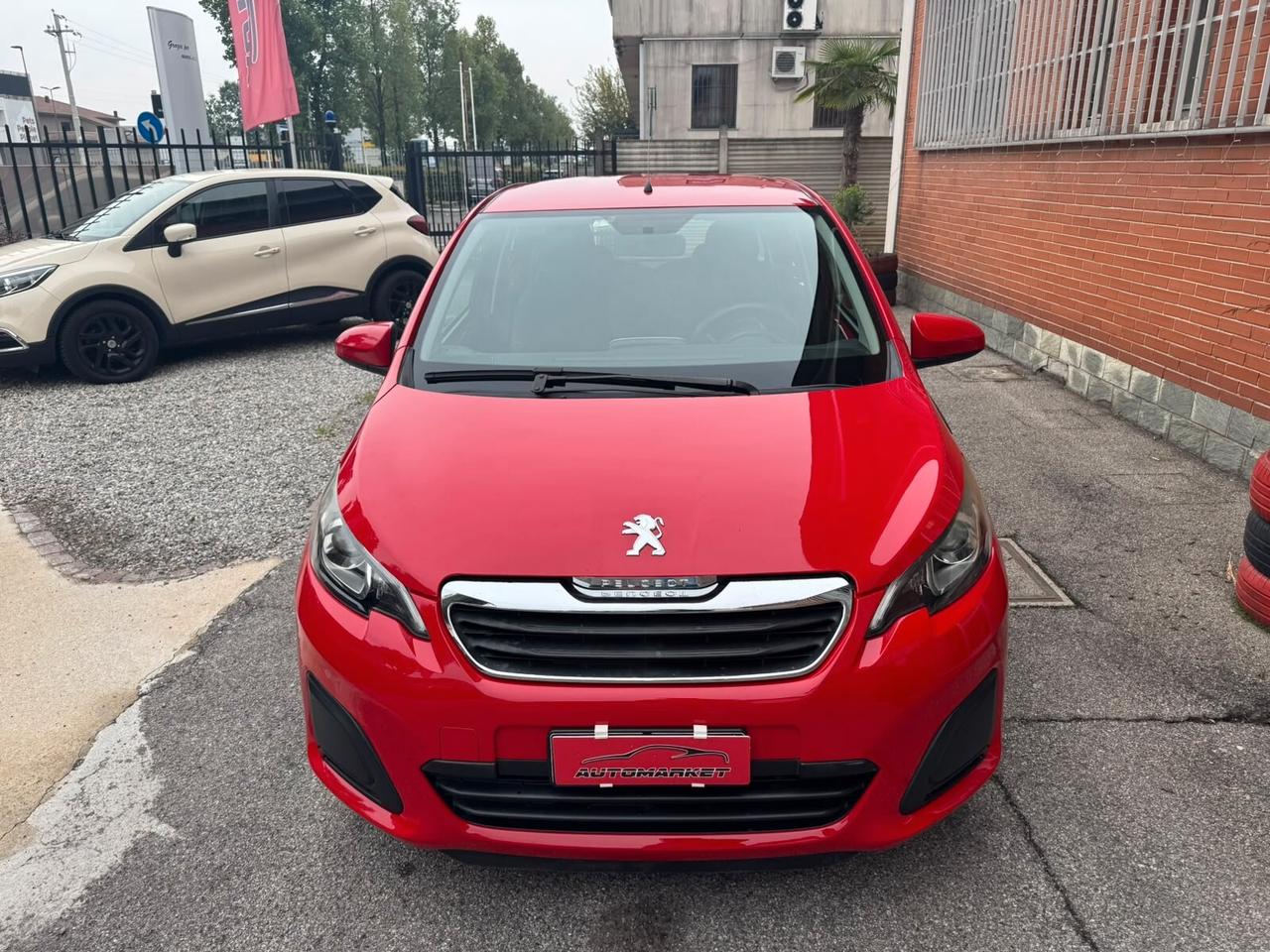 Peugeot 108 VTi 68 5 porte Allure