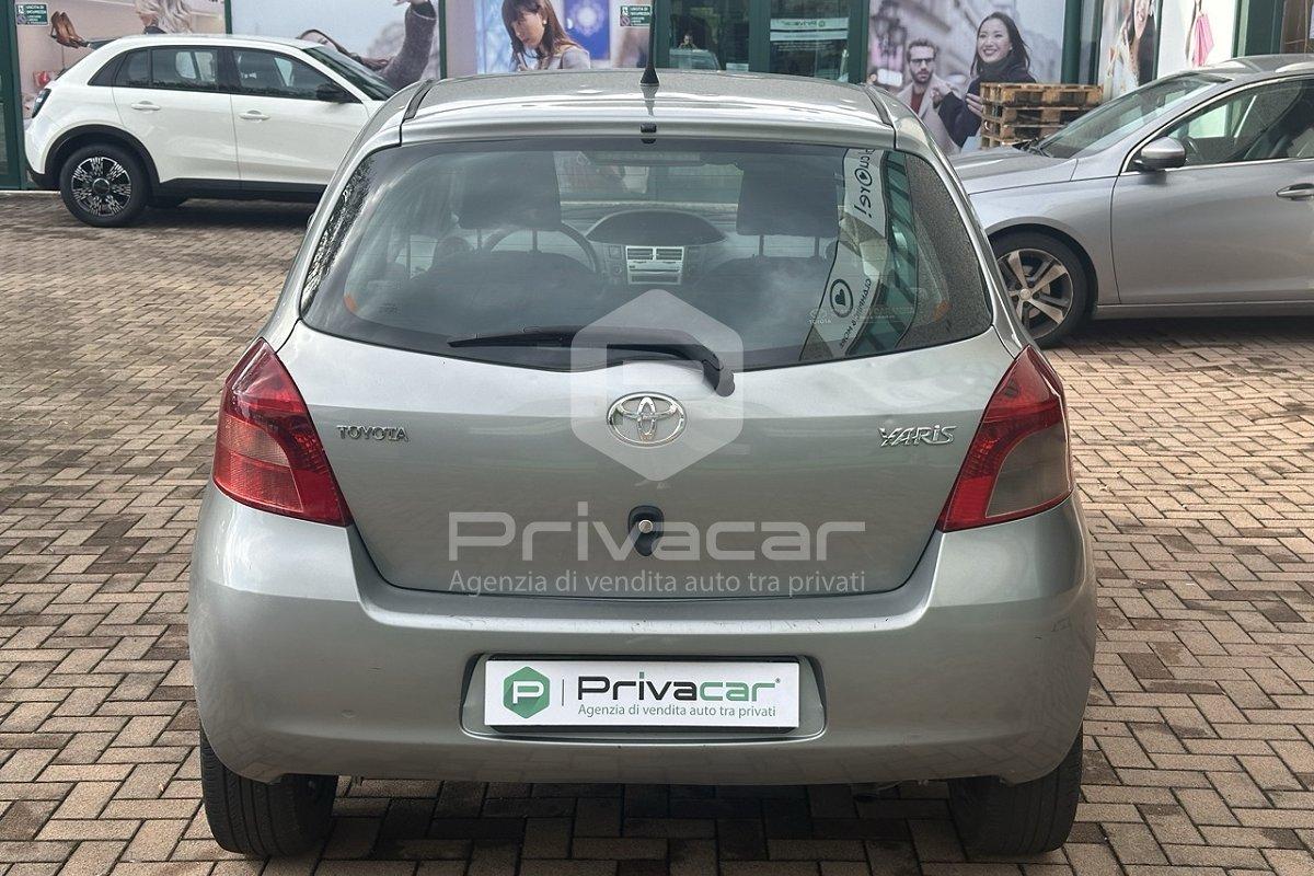 TOYOTA Yaris 1.3 3 porte Luna